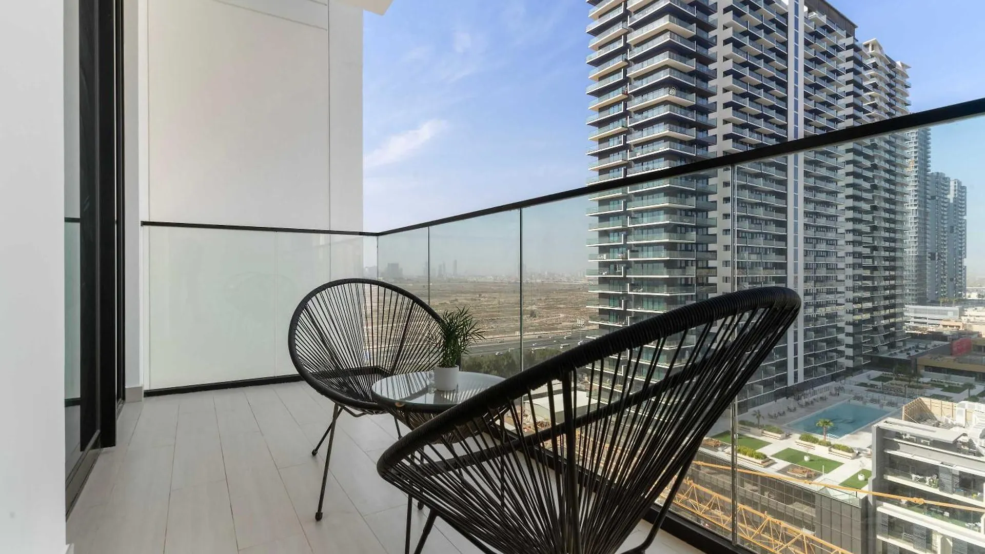 Silkhaus Classic 1Bdr Apartment In Binghatti House Dubai 0*,