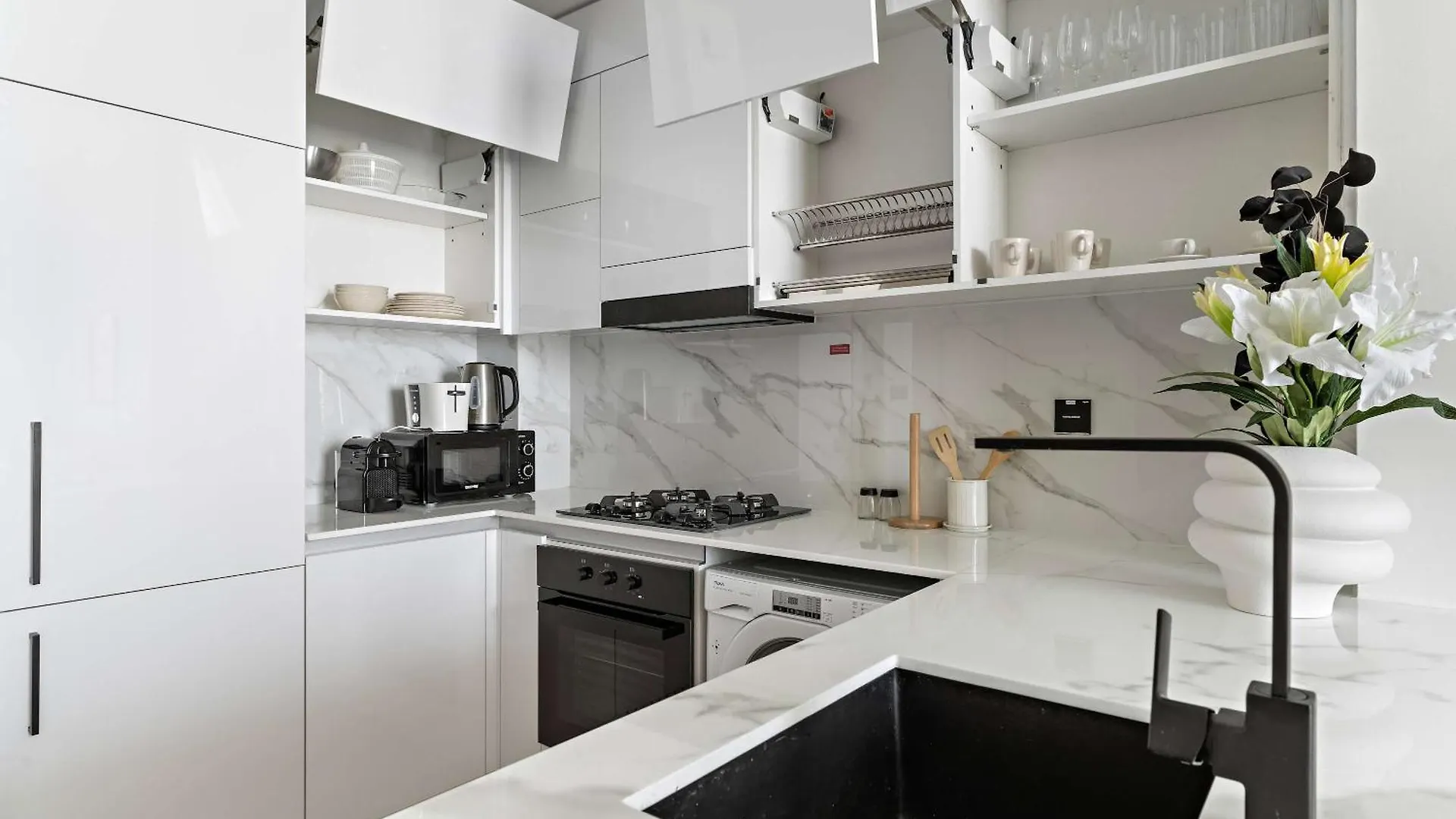 Silkhaus Classic 1Bdr Apartment In Binghatti House Dubái